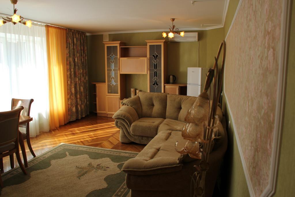 Hotel Ukraine Žytomyr Esterno foto